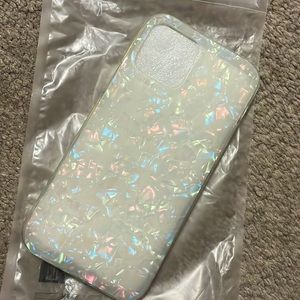 NWT IRIDESCENT PHONE CASE iPHONE 12